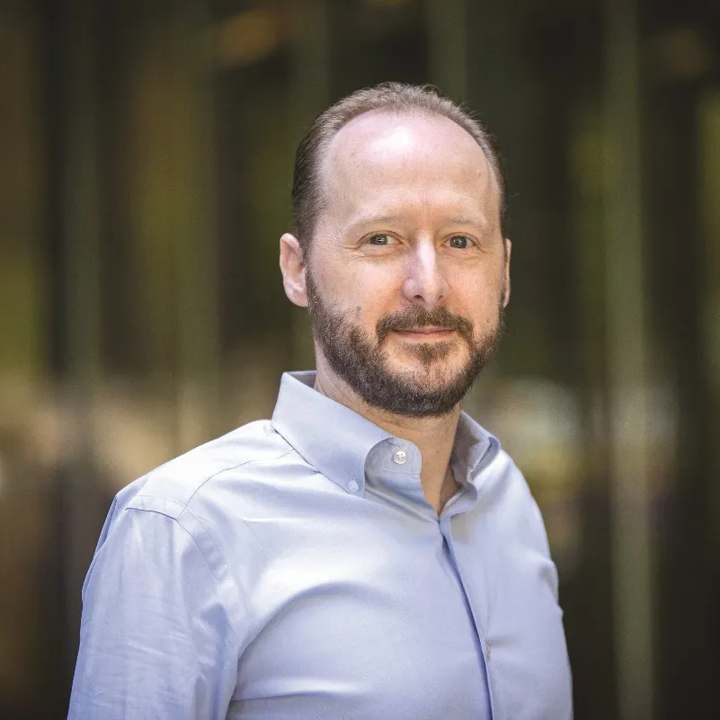 Alberto Galasso headshot